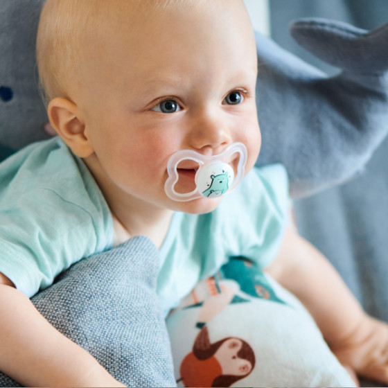 MAM Baby Smoczek uspokajający 6 miesięcy+ Perfect