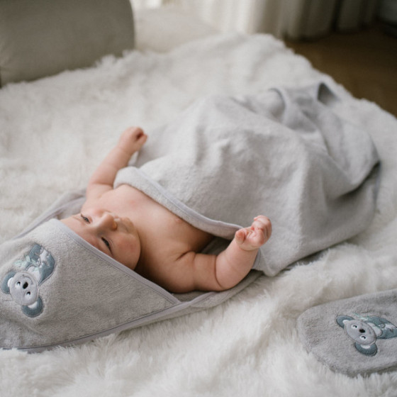 Babyono Okrycie kąpielowe dla dzieci ręcznik bambus 100x100cm