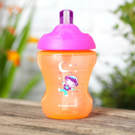 Tommee Tippee Kubek do picia ze słomką i uchwytem 230 ml