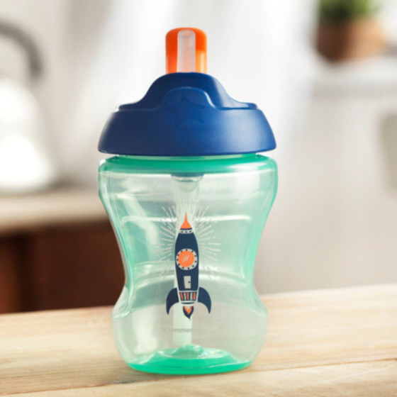 Tommee Tippee Kubek do picia ze słomką i uchwytem 230 ml