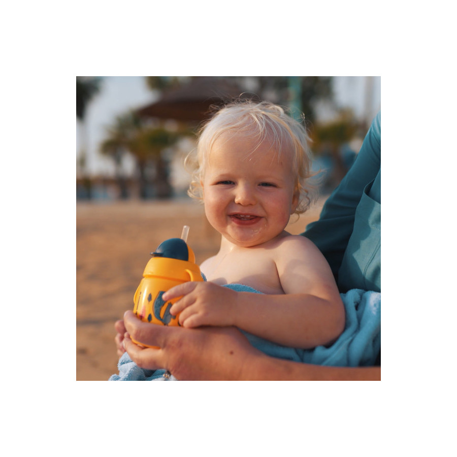Tommee Tippee Kubek z obciążoną słomką i uchwytem Superstar 300 ml