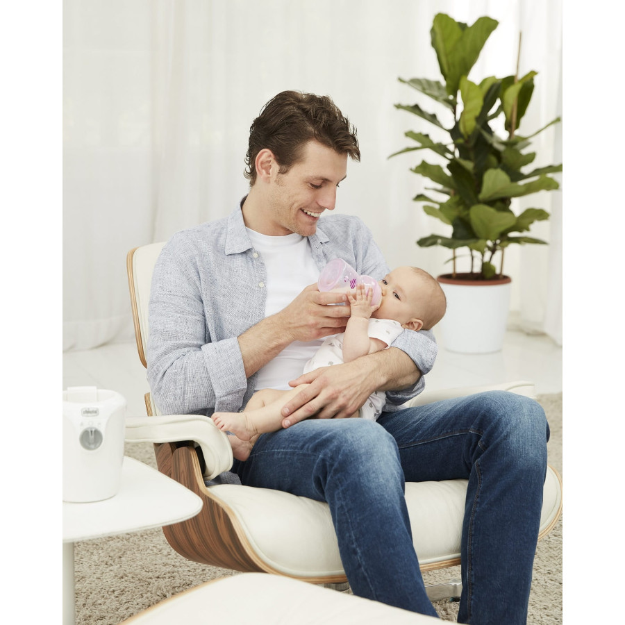 Chicco Butelka Natural Feeling 250ml ze smoczkiem 2m+